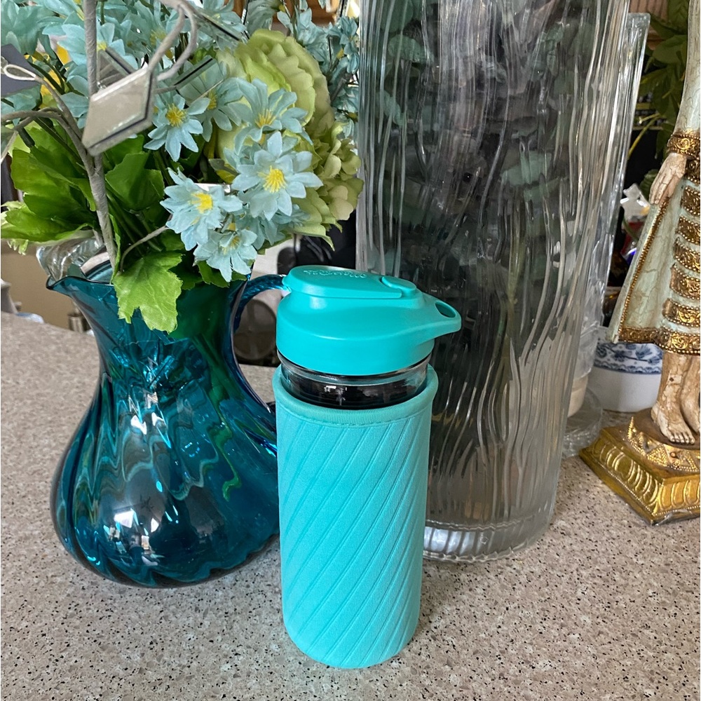 Masontops 2 Cup Glass Water Bottle With Sleeve